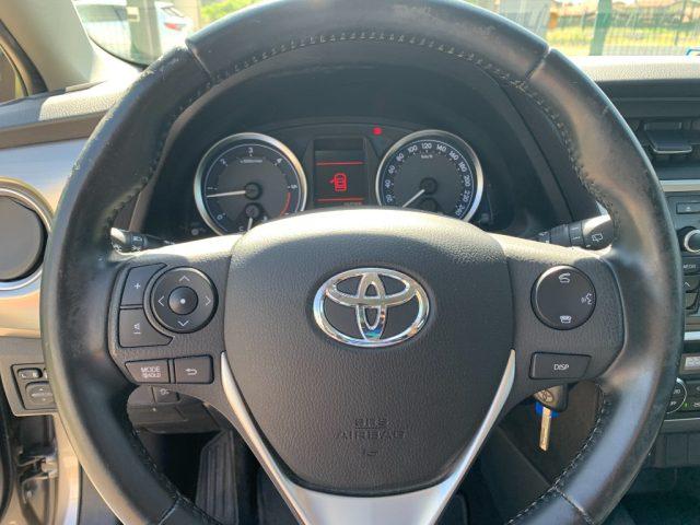 TOYOTA Auris Touring Sports 1.4 D-4D Lounge