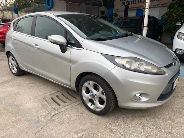 Ford Fiesta 1.4 TDCi 5p. Titanium
