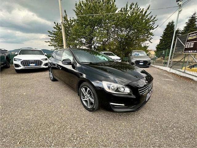 Volvo V60 D2 1.6 Powershift R-design Kinetic