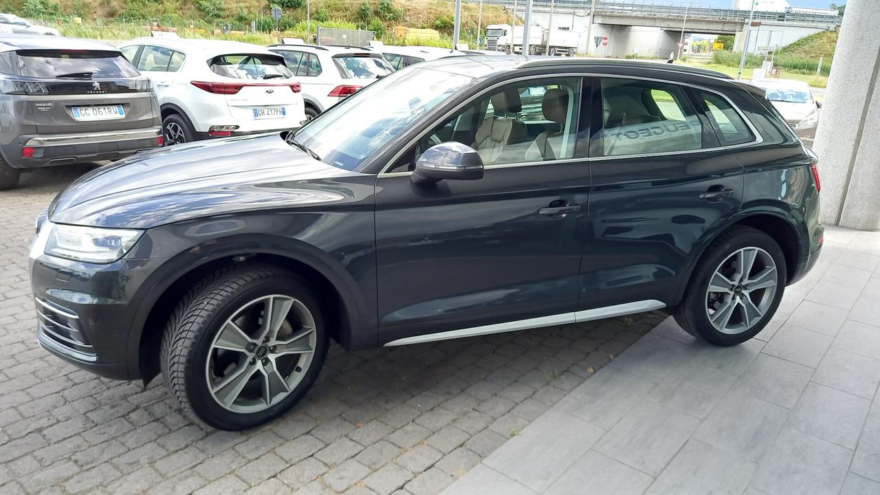 Audi Q5 2.0 TDI quattro S tronic Business Sport