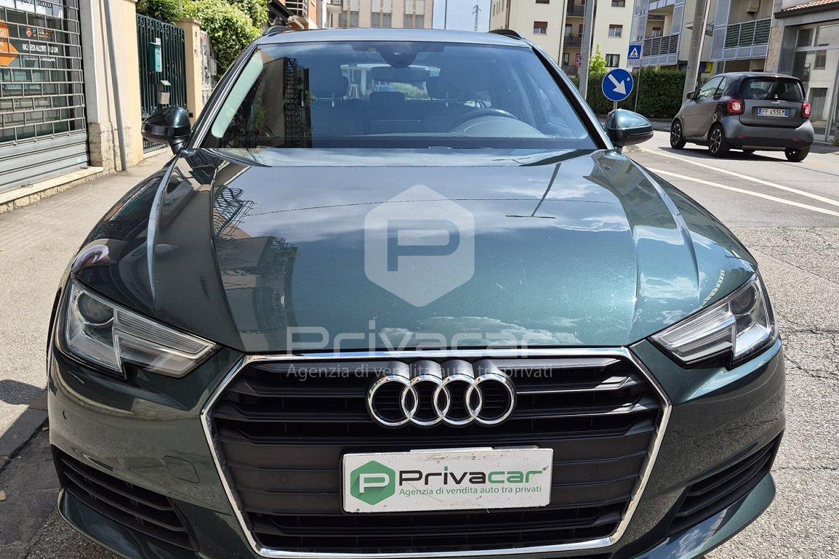 AUDI A4 Avant 30 TDI S tronic