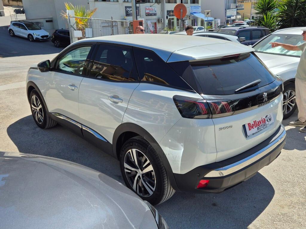 Peugeot 3008 BlueHDi 130CV EAT8 ALLURE 36.000km