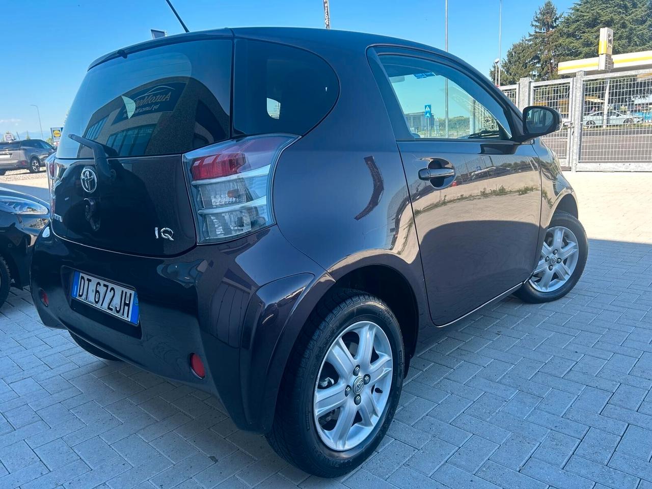 Toyota iQ 1.0 Multidrive