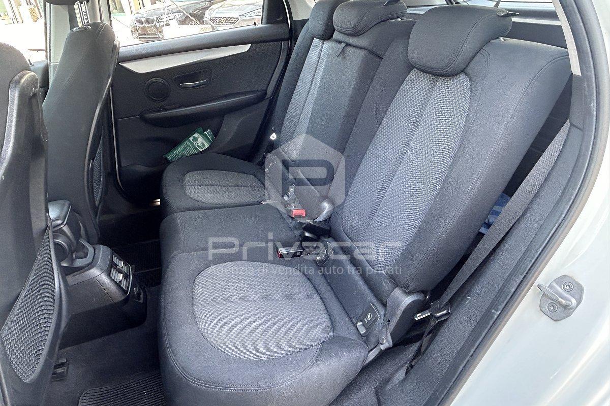 BMW 216d Active Tourer Advantage