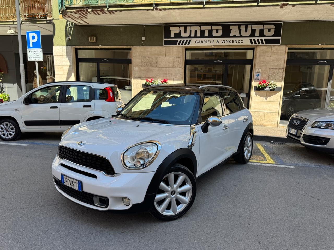 Mini Cooper SD Countryman 2.0 D 143cv Automatica