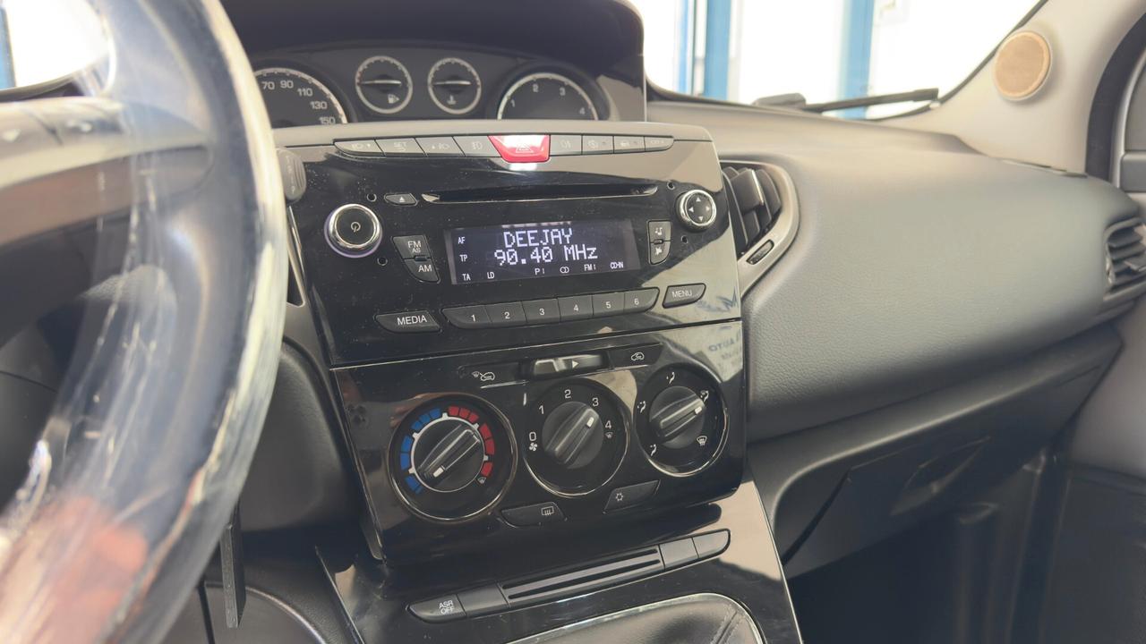 Lancia Ypsilon 1.3 MJT 16V 95 CV 5 porte S&S Platinum