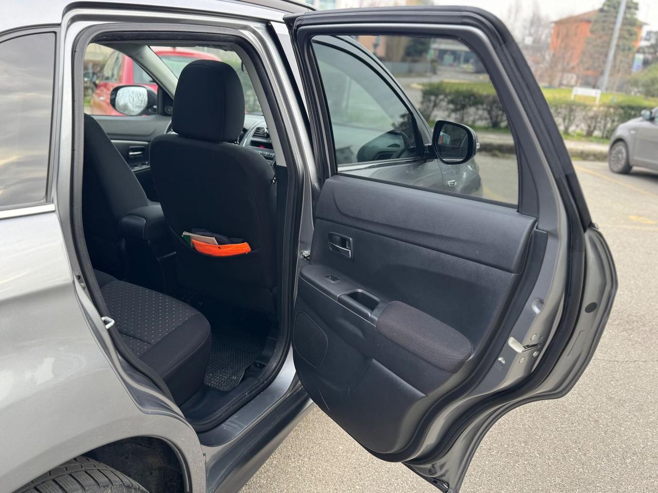 Mitsubishi ASX Intense 1.8 DI-D+ Mivec Clear #8870