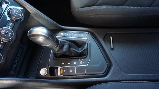 VOLKSWAGEN Tiguan 2.0 TDI 150 CV SCR DSG R-Line