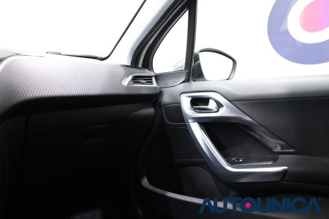 PEUGEOT 2008 1.2 PURETECH 82 S&S ALLURE NEOPATENTATI