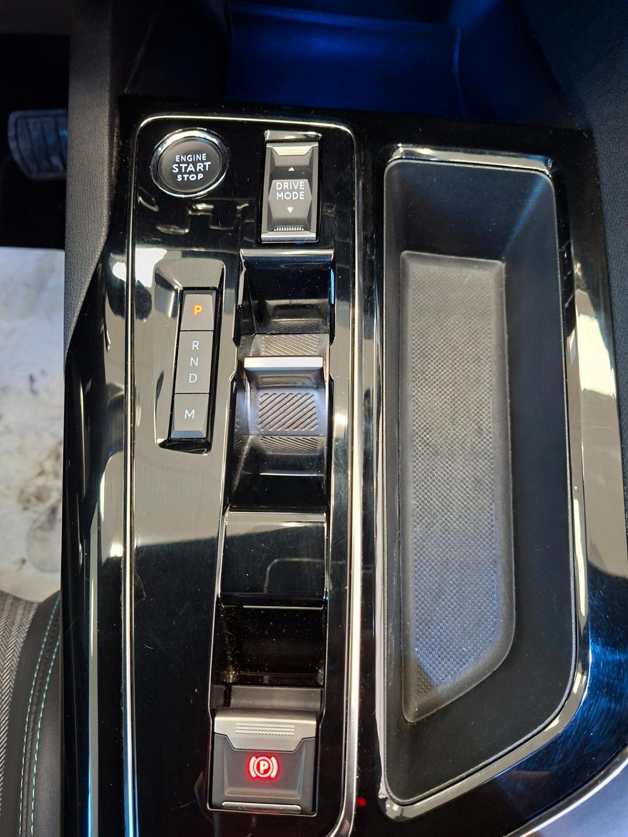 Peugeot 3008 BlueHDi 130 S&S Allure Pack