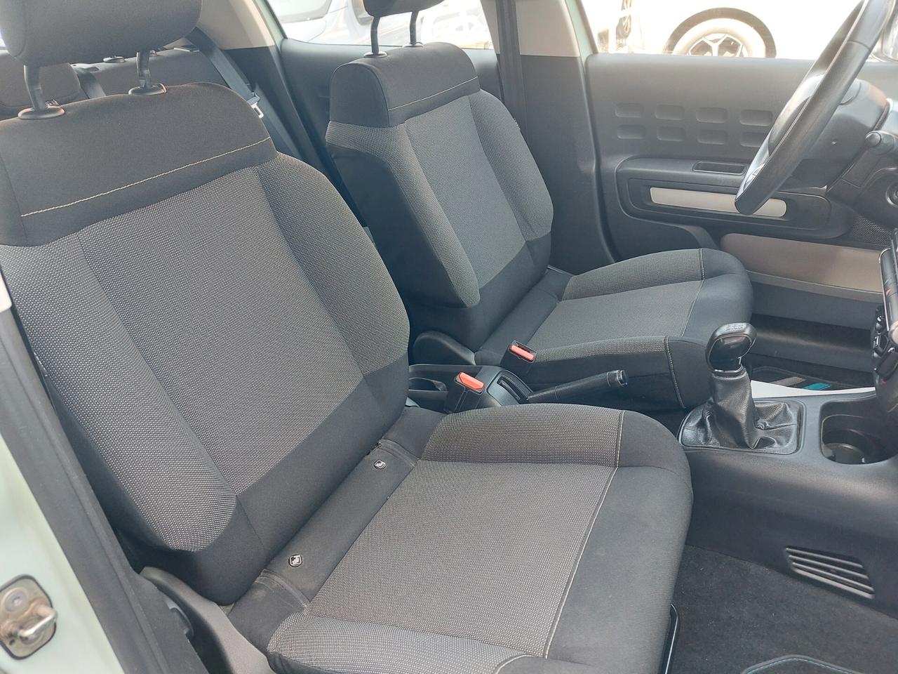 Citroen C3 PureTech 82 Shine UNIPRO