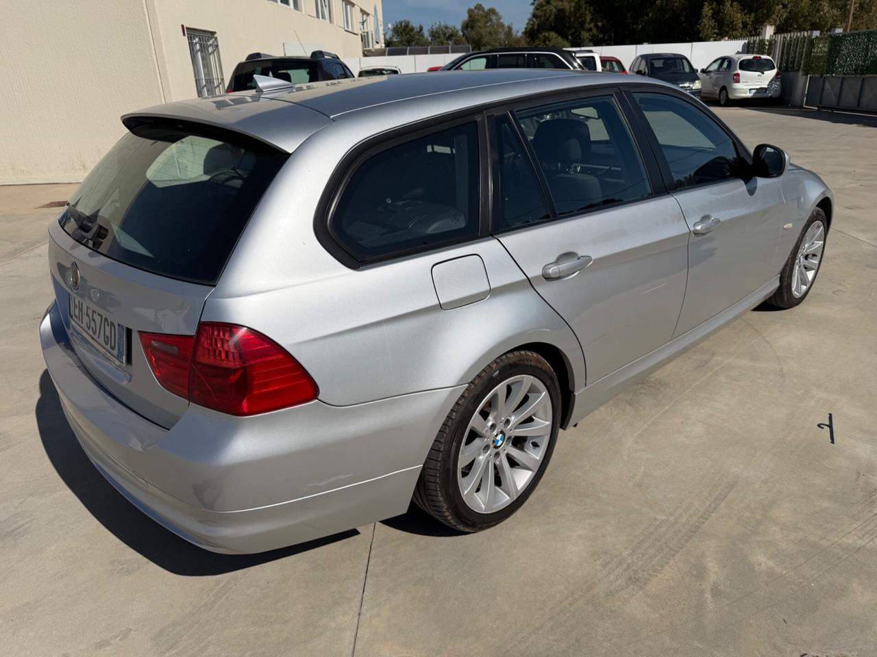 Bmw 318d cat Touring Attiva 2011