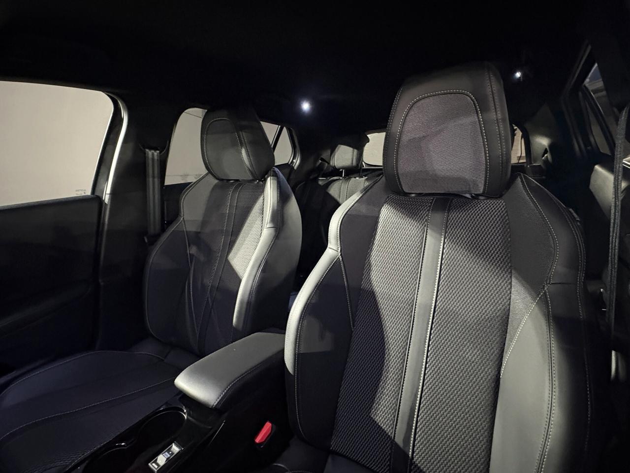 Peugeot 2008 PureTech 130 S&S EAT8 GT PACK Automatic KM CERTIFICATI