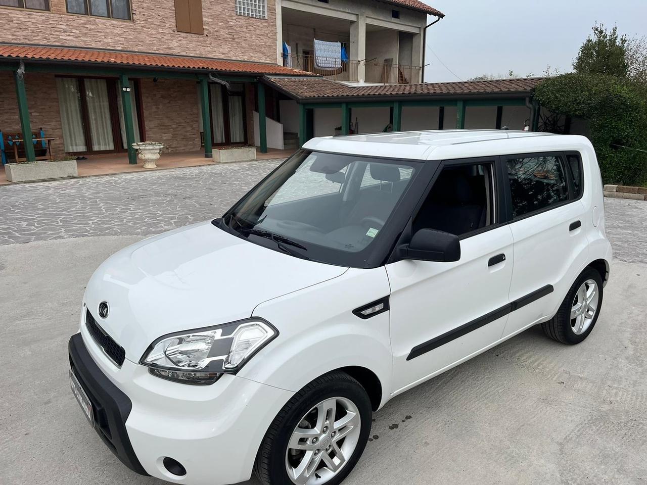 Kia Soul 1.6 CRDi VGT Active