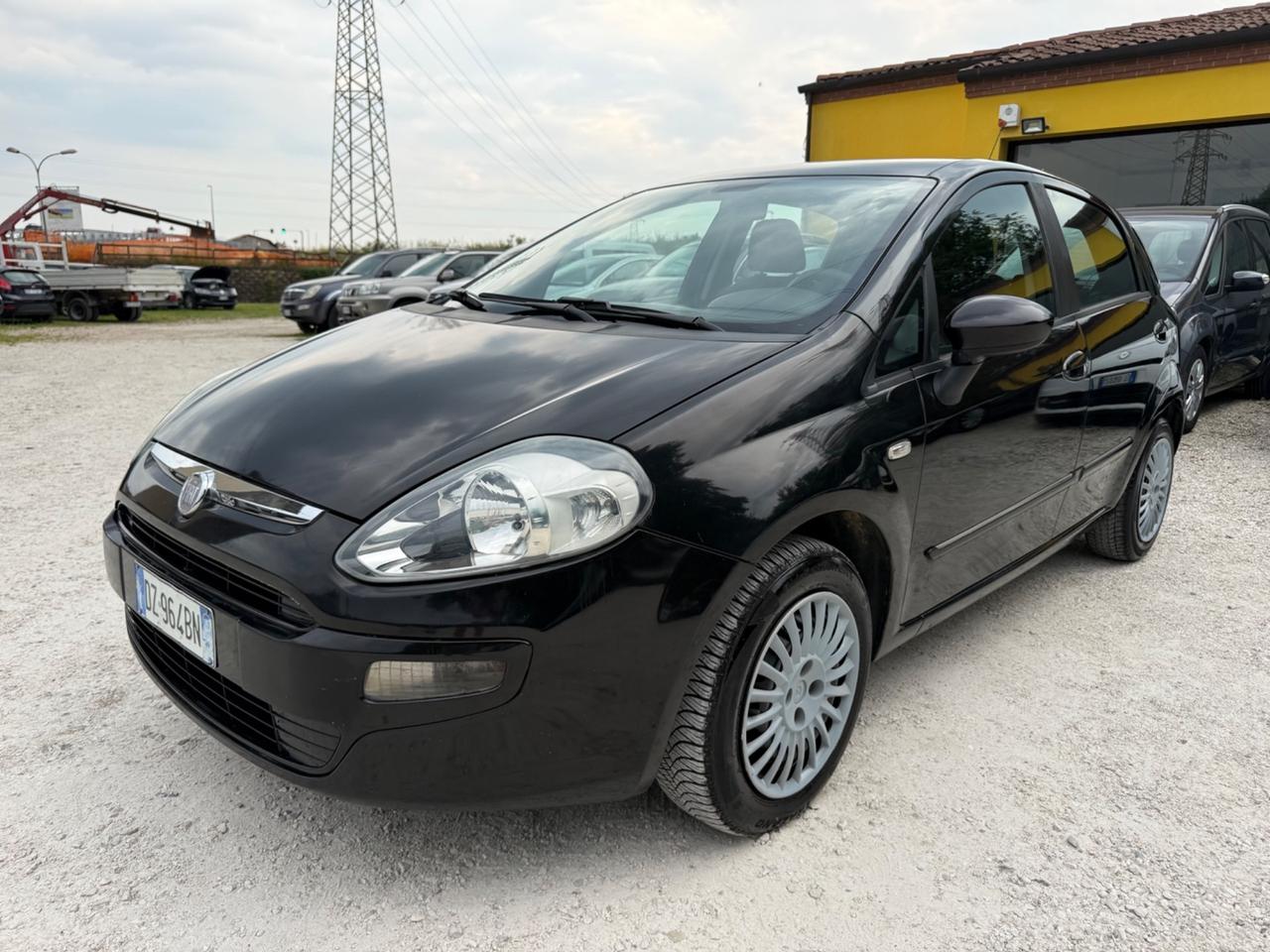 Fiat Punto Evo 1.2 5 porte Active Neopatentati