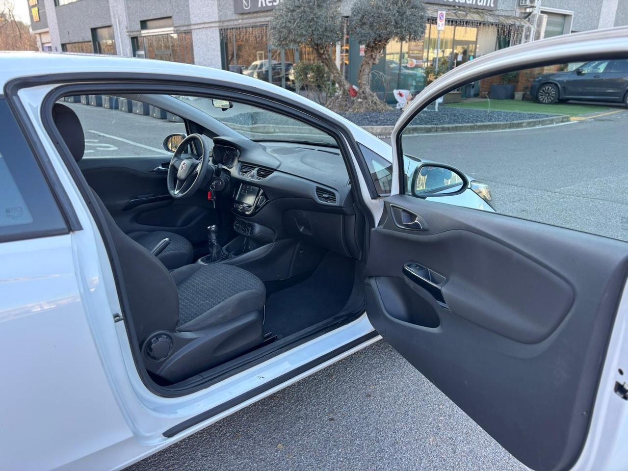 Opel Corsa 1.4 90CV GPL Tech Coupé b-Color