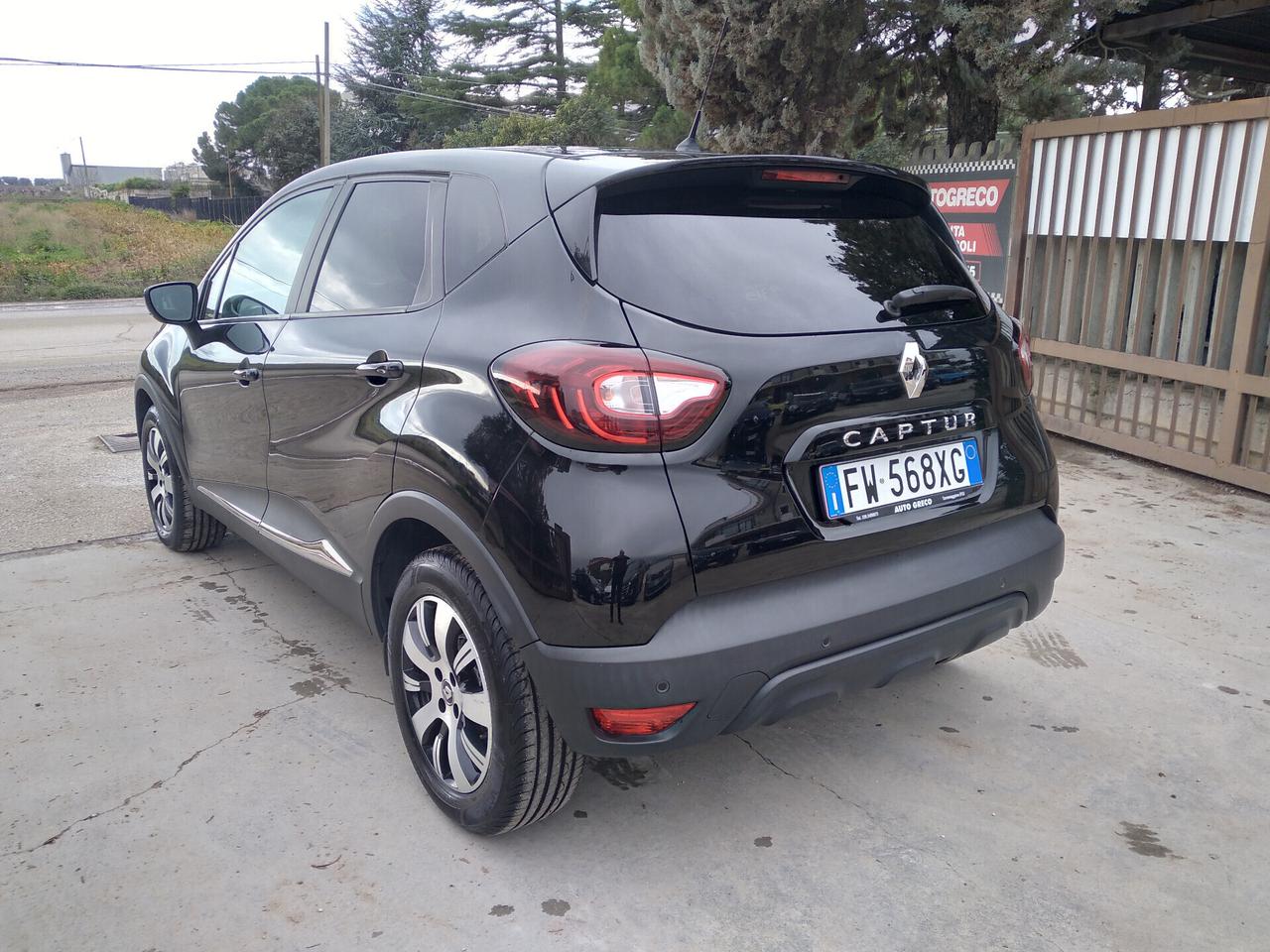 Renault Captur dCi 8V 90 CV EDC Sport Edition