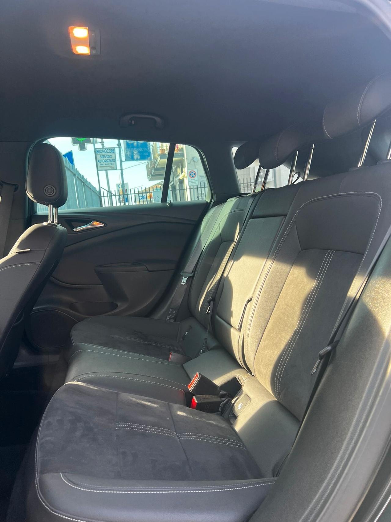 Opel Astra 1.5 Sports Tourer Ultimate