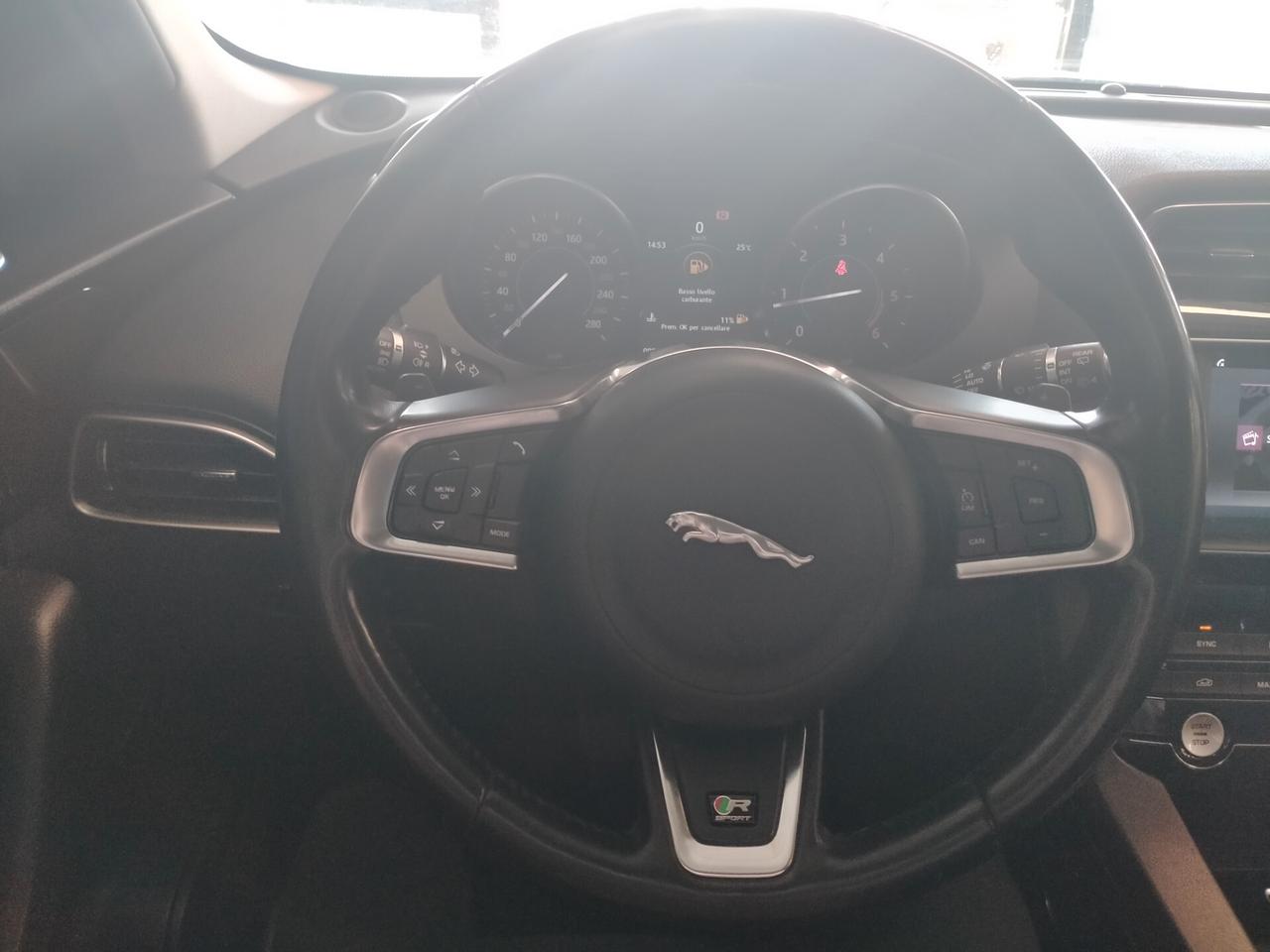 Jaguar F-Pace 2.0 D 180 CV AWD aut. R-Sport