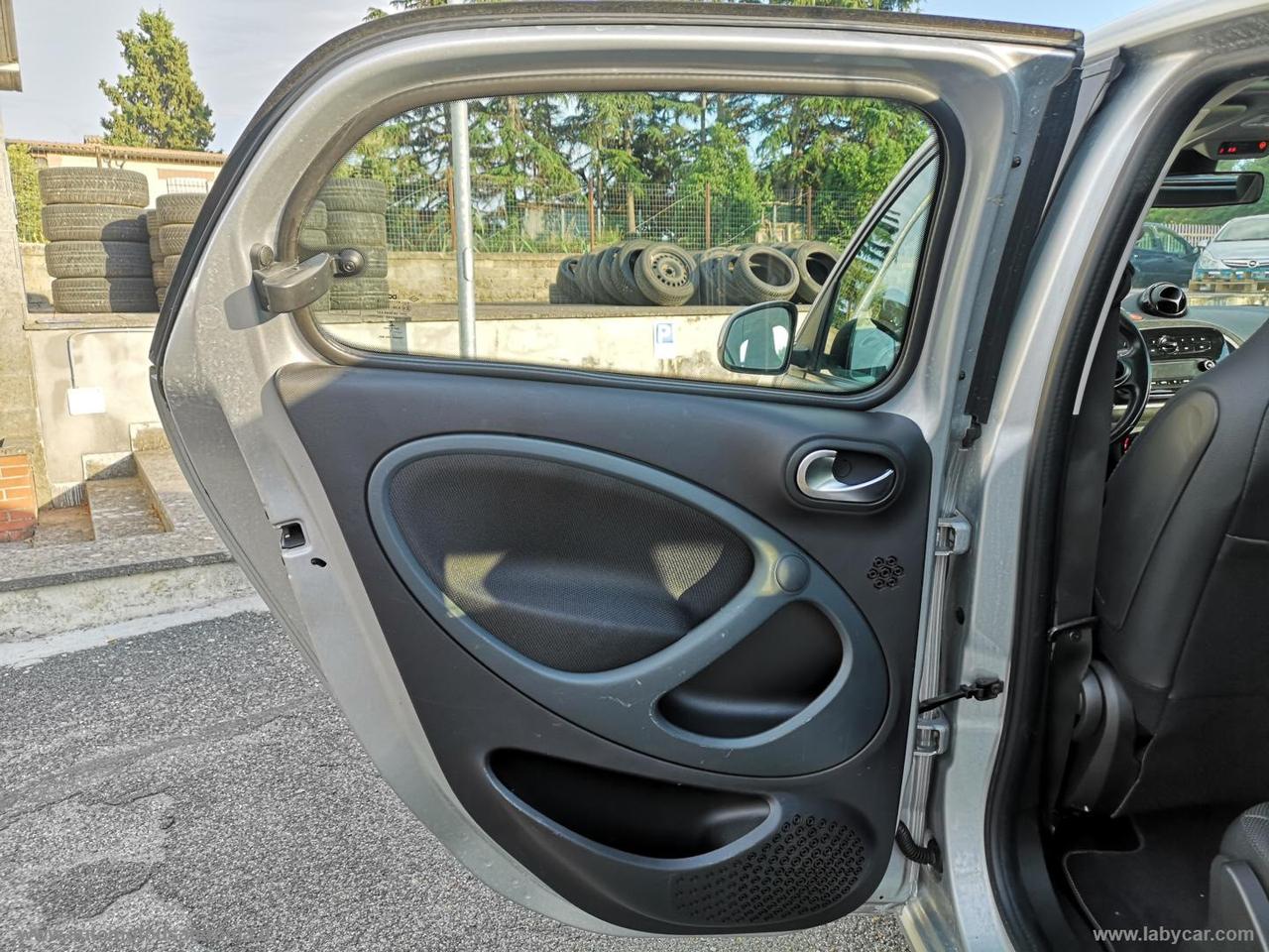 SMART forfour EQ Brabus Style IVA DEDUC. PROMO WEB