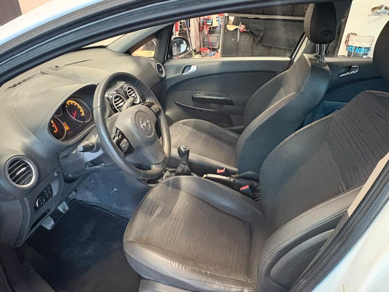OPEL CORSA serie3 GPL -Benz. 1200 CV 85C Km 211.486 Garanzia 12 mesi