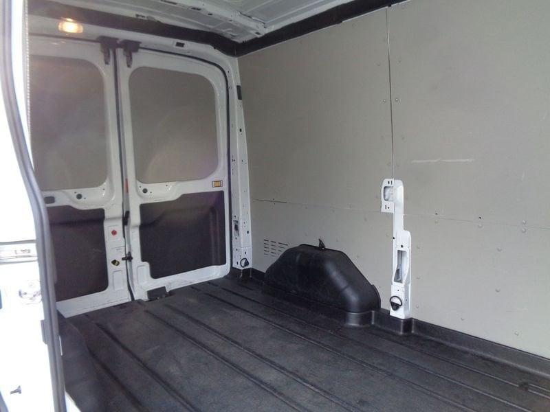 Ford Transit Transit 330 2.0TDCi EcoBlue 130CV L2H2 Trend + IVA