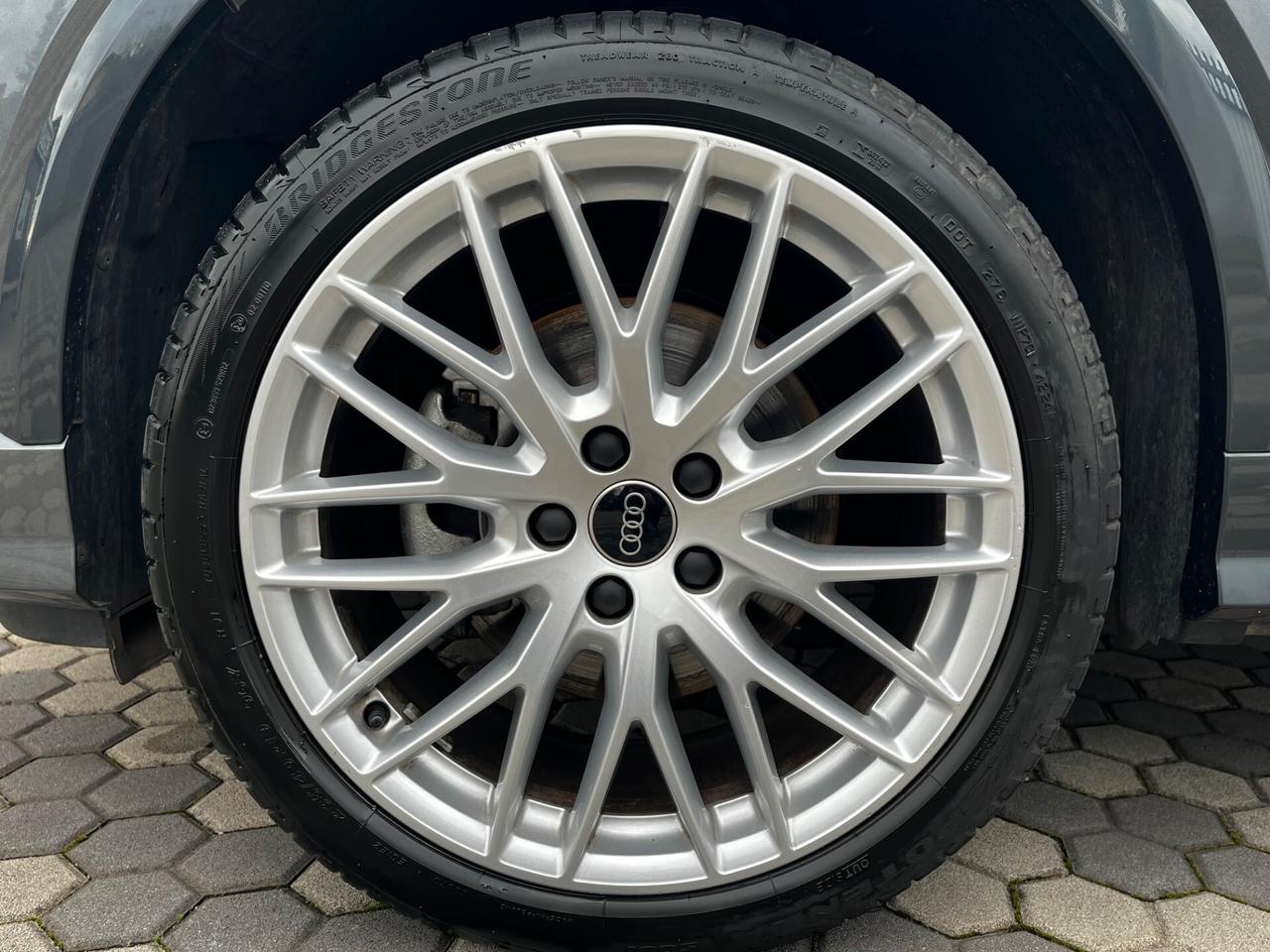 Audi Q2 35 TDI S tronic line Edition