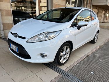 Ford Fiesta 1.4 TDCi 68CV 3 porte Titanium