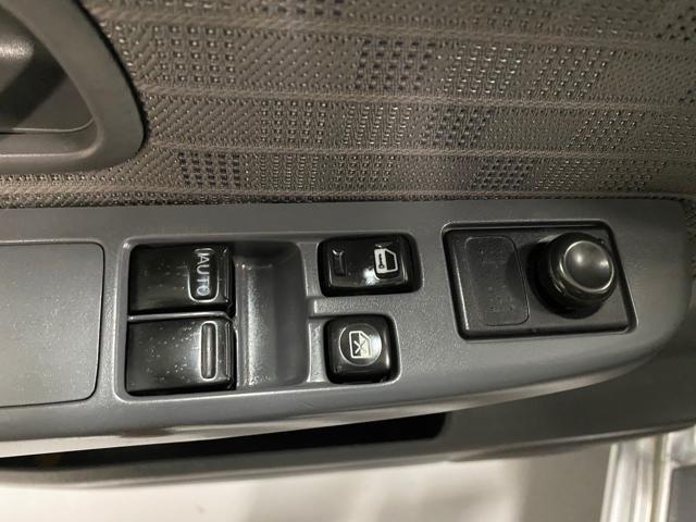 NISSAN Navara Pick-up 2.5 TD King Cab Navara UNICO PROPRIETARIO