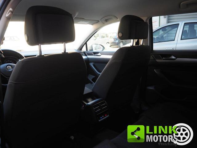 VOLKSWAGEN Passat Variant 2.0 TDI DSG Executive BlueMotion Tech.