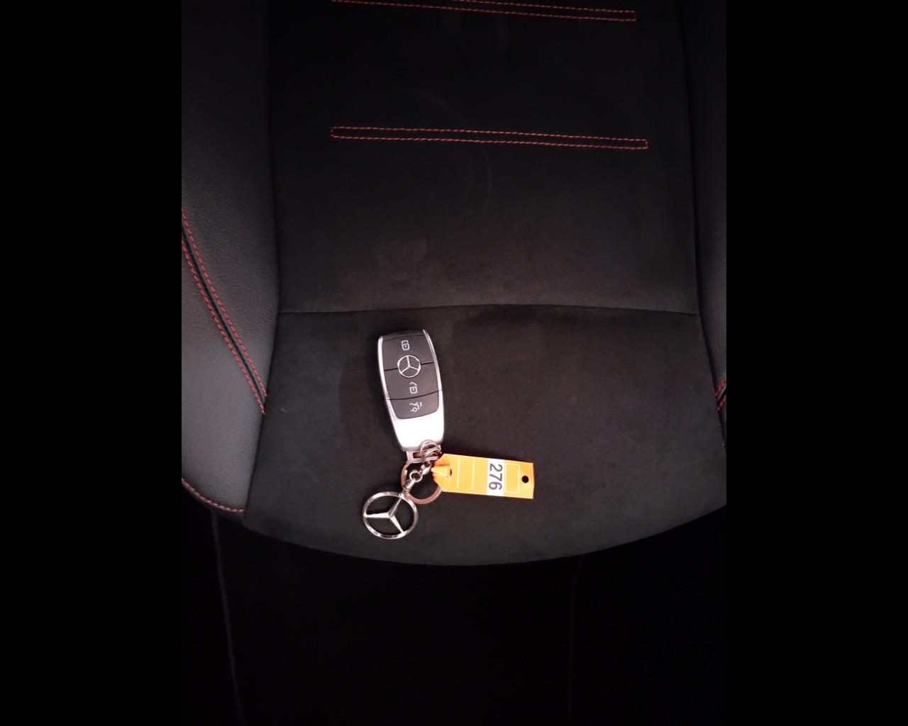 Mercedes-Benz Classe B - W247 2023 - B 250 e phev AMG Line Premium auto