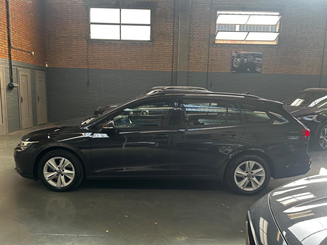 Volkswagen Golf Variant 2.0 TDI SCR DSG Life neopatentati