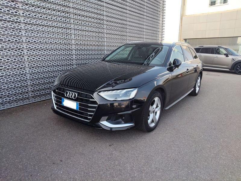 Audi A4 A4 Avant 30 2.0 tdi mhev Business Advanced 136cv s-tronic