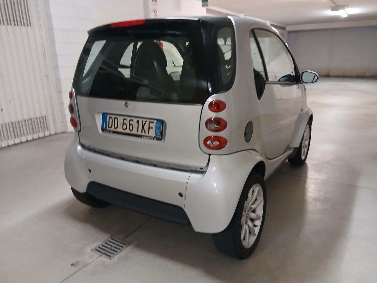 Smart ForTwo 700 coupé passion cambio automatico sequenziale