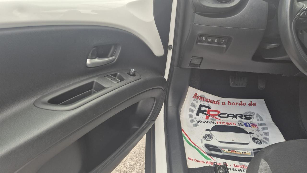 Toyota Aygo X 1.0 VVT-i 72 CV 5 porte Lounge S-CVT