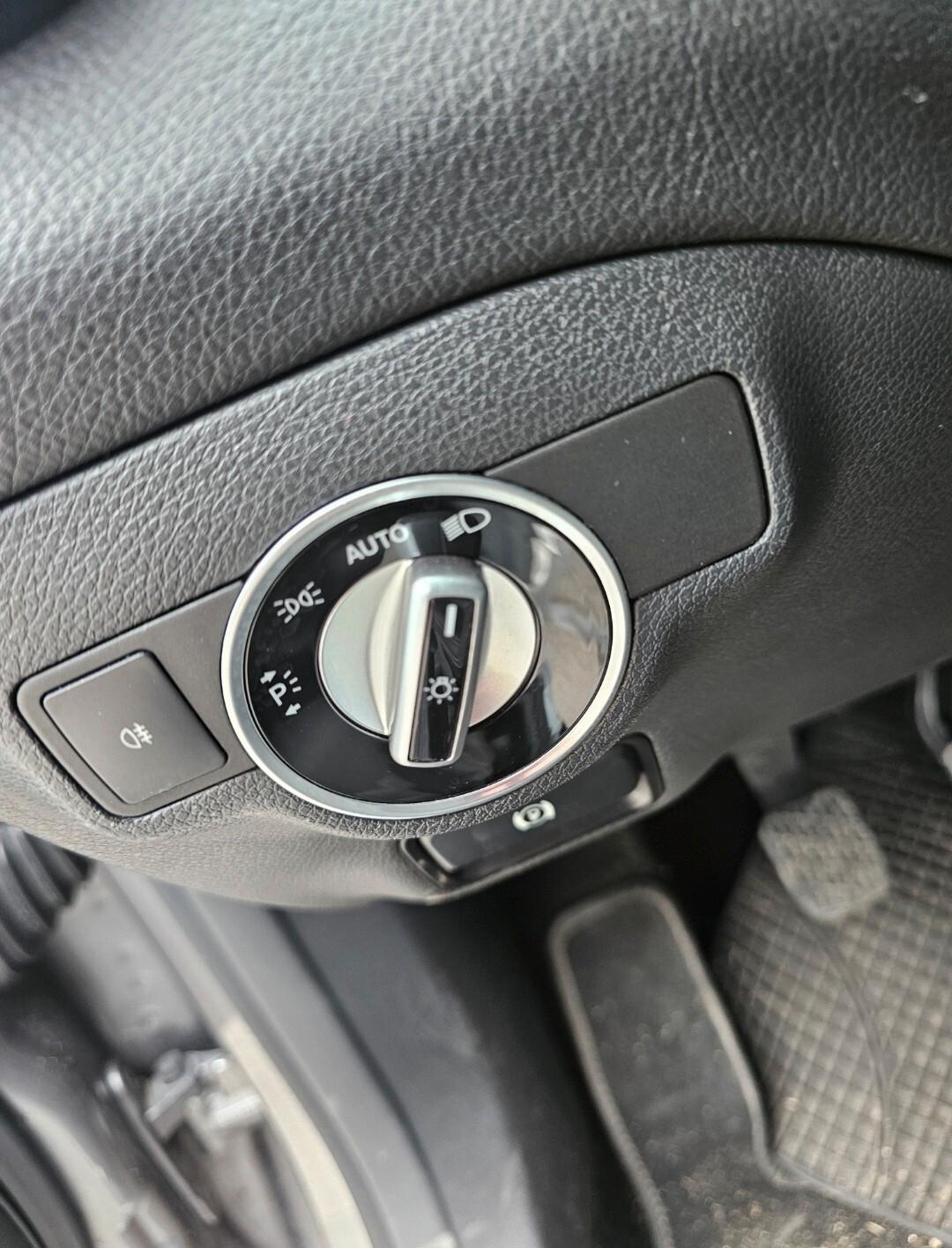 Mercedes-benz CLA 180cdi NAVI/XENO LED/MANUALE