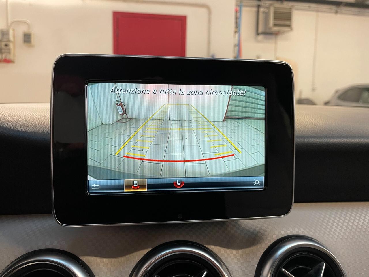 Mercedes-Benz A 180 d Sport c.auto-Ok Neopatentati-LEGGI SOTTO