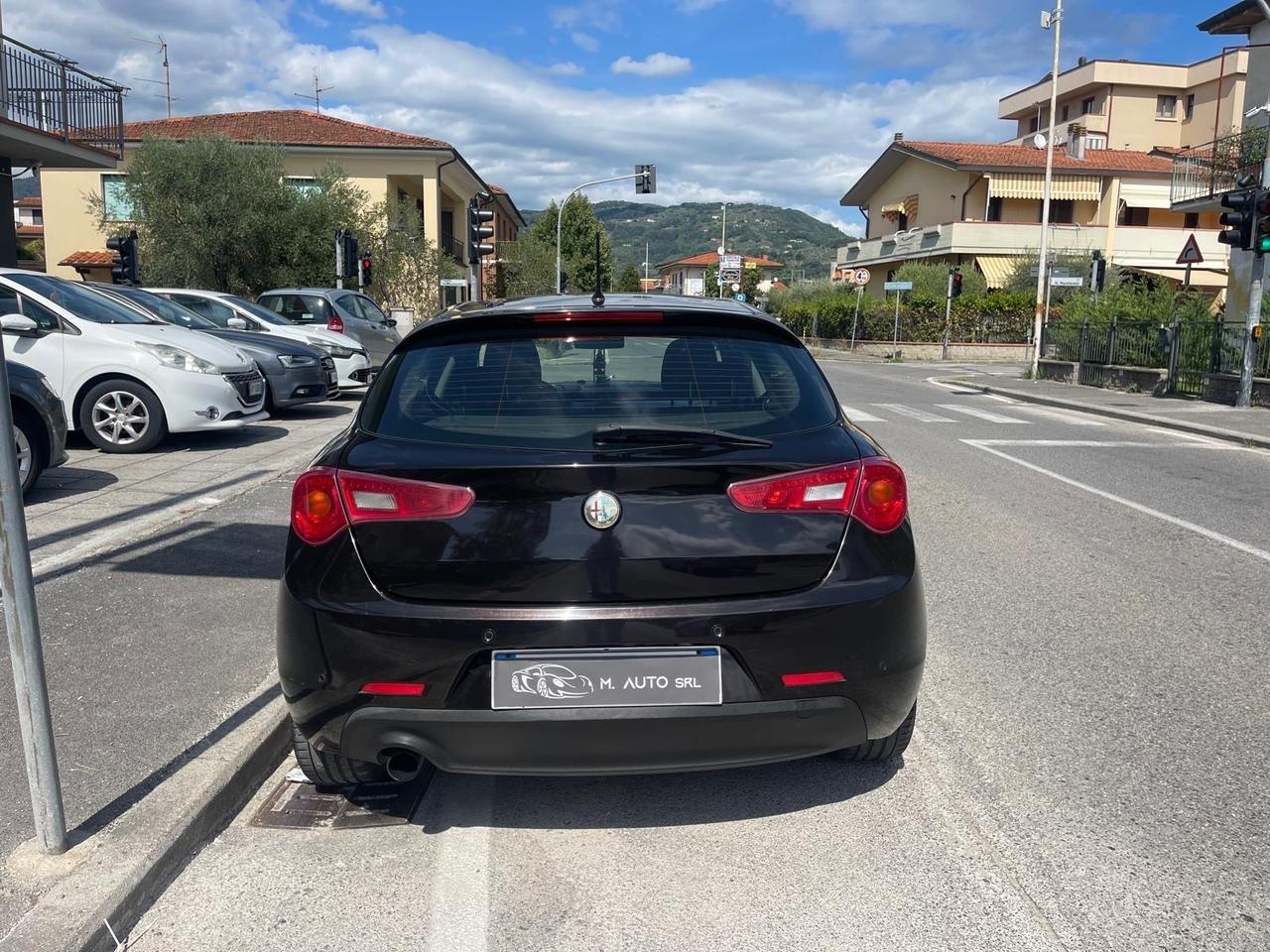 Alfa Romeo Giulietta 1.6 JTDm-2 105 CV Exclusive