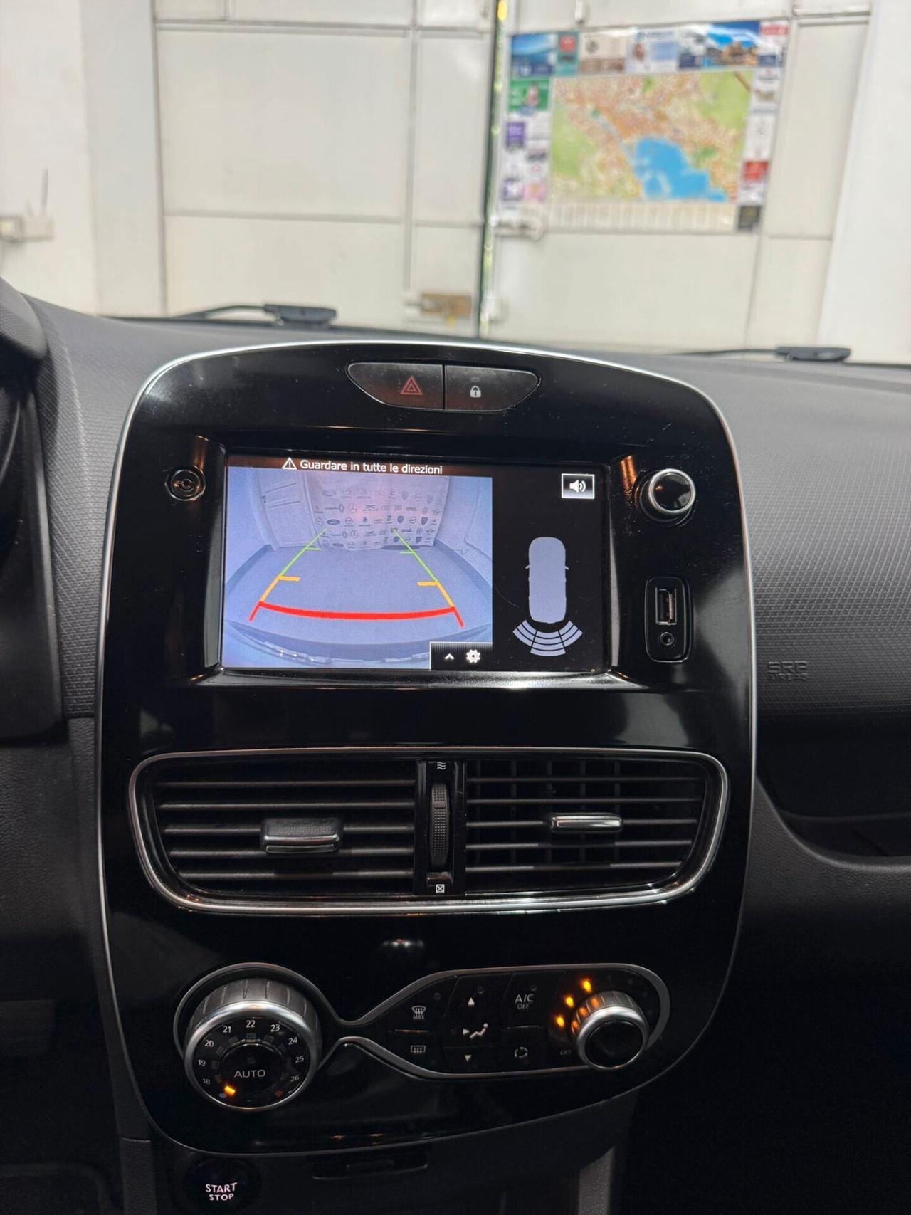 Renault Clio dCi 8V 90 CV 5 porte Moschino Intens 2020