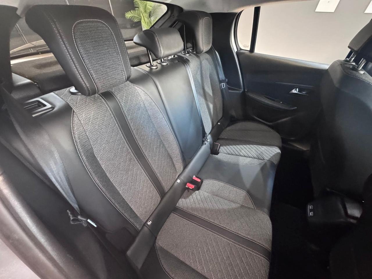 Peugeot 208 PureTech 100 Stop&Start 5 porte Allure