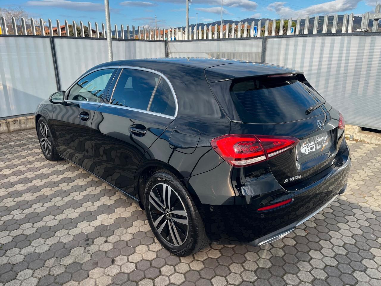 Mercedes A 180d 2.0cc 116cv Auto Sport *LUCI AMBIENT*