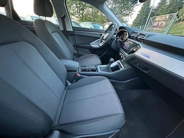 Audi Q3 35 2.0 TDI 150cv S tronic S LINE