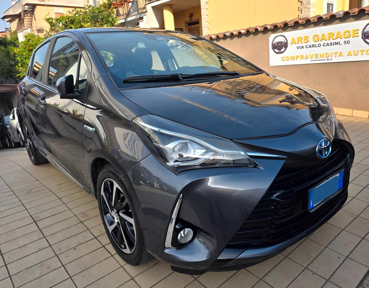 Toyota Yaris 1.5 Hybrid 5 porte Lounge Blue