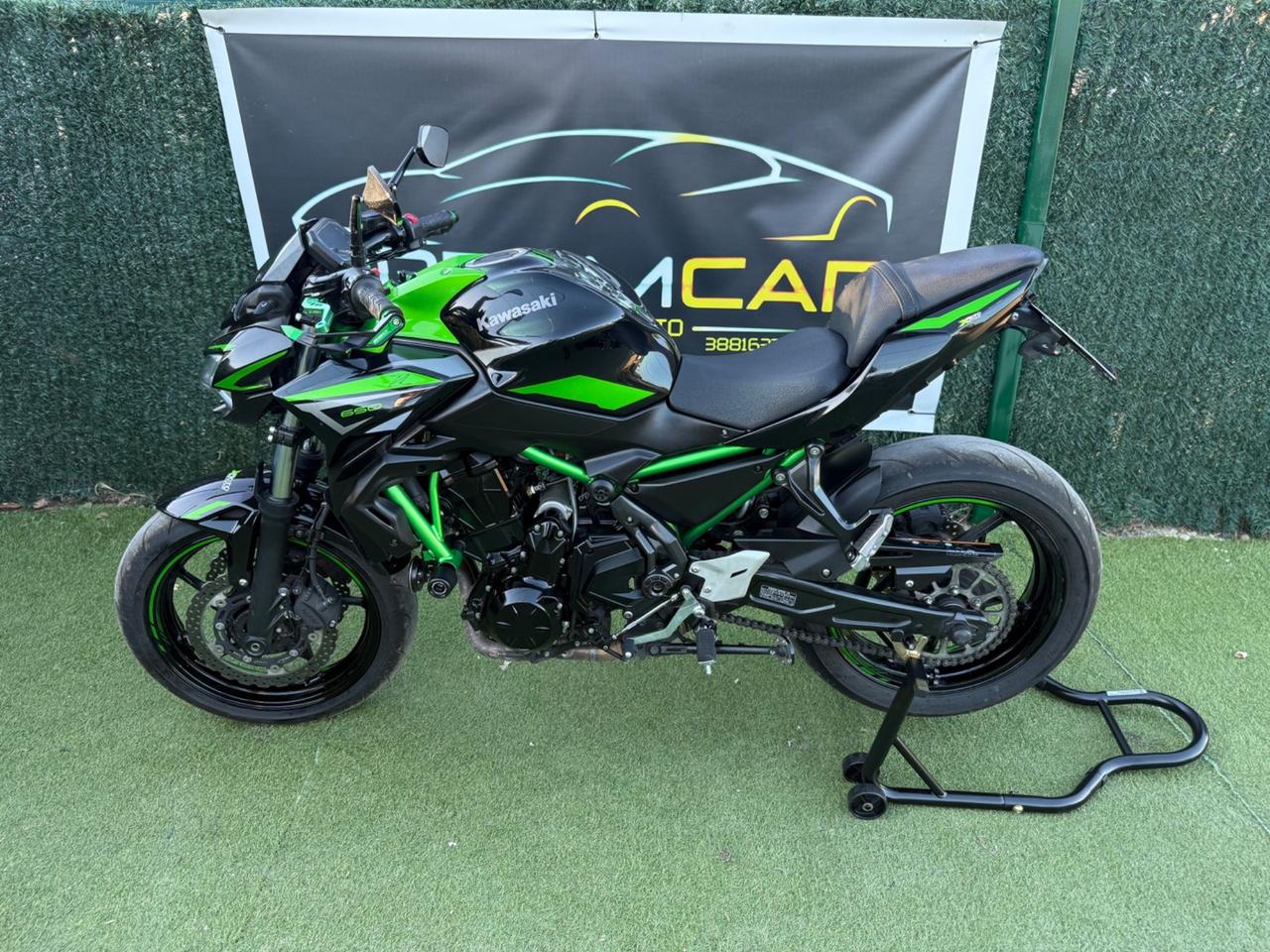 Kawasaki Z650 2022 12000KM FULL POWER