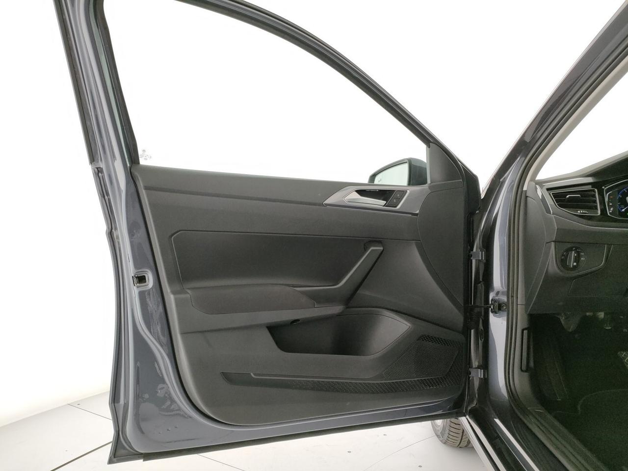 Volkswagen Polo 1.0 tsi style 110cv dsg