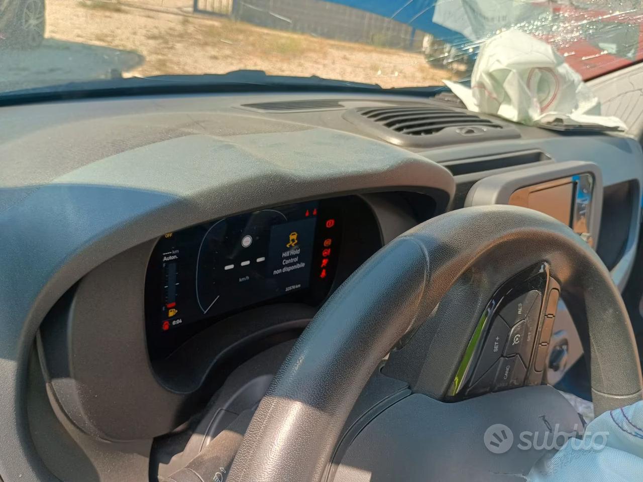 AUTO SINISTRATA