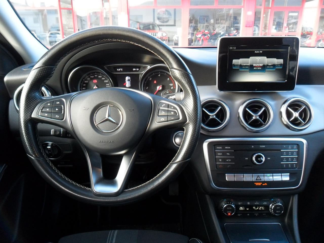 Mercedes-benz GLA 180 d Automatic Sport