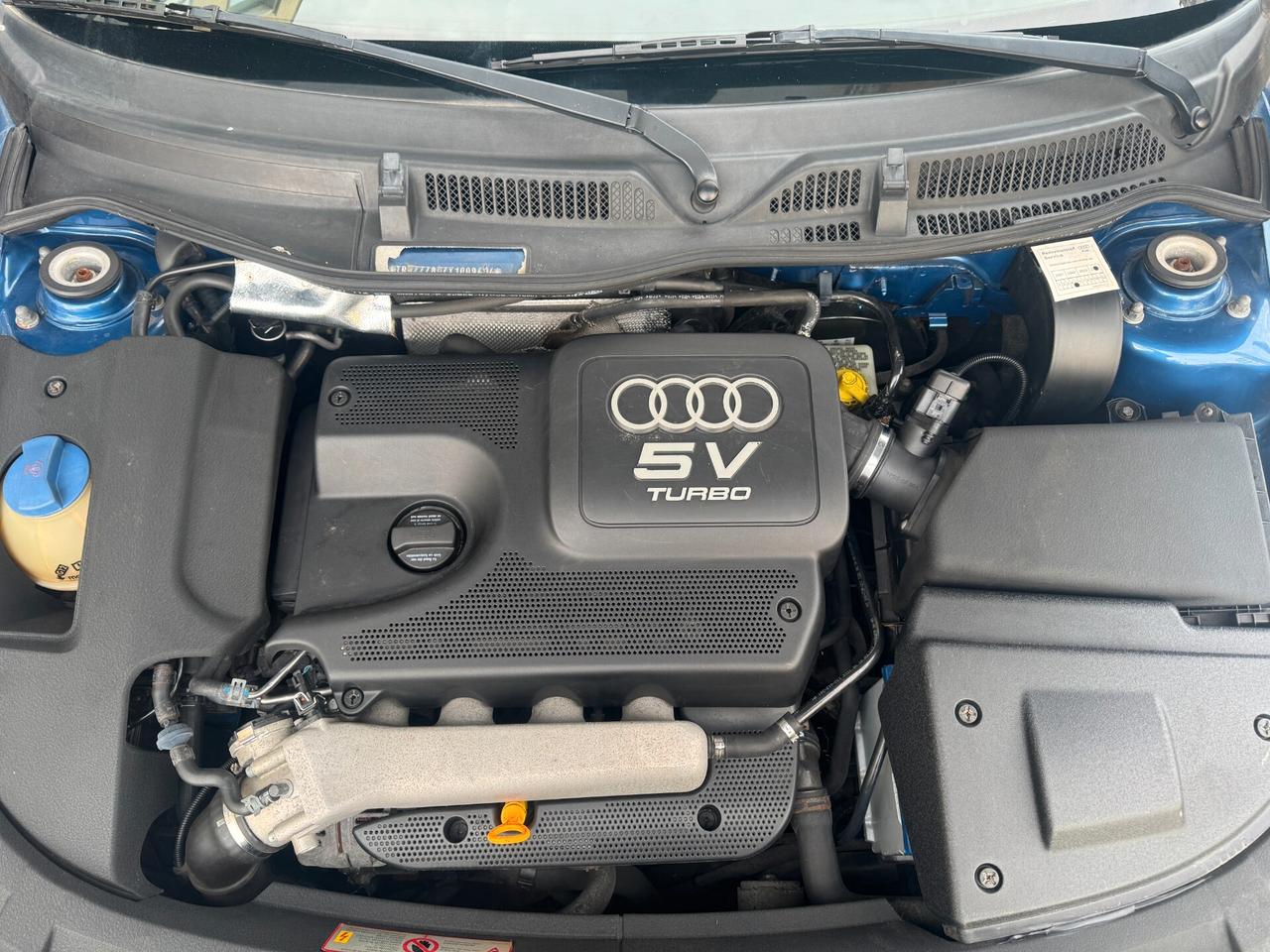 Audi TT Coupé 1.8 T 20V 179 CV PRESERIE