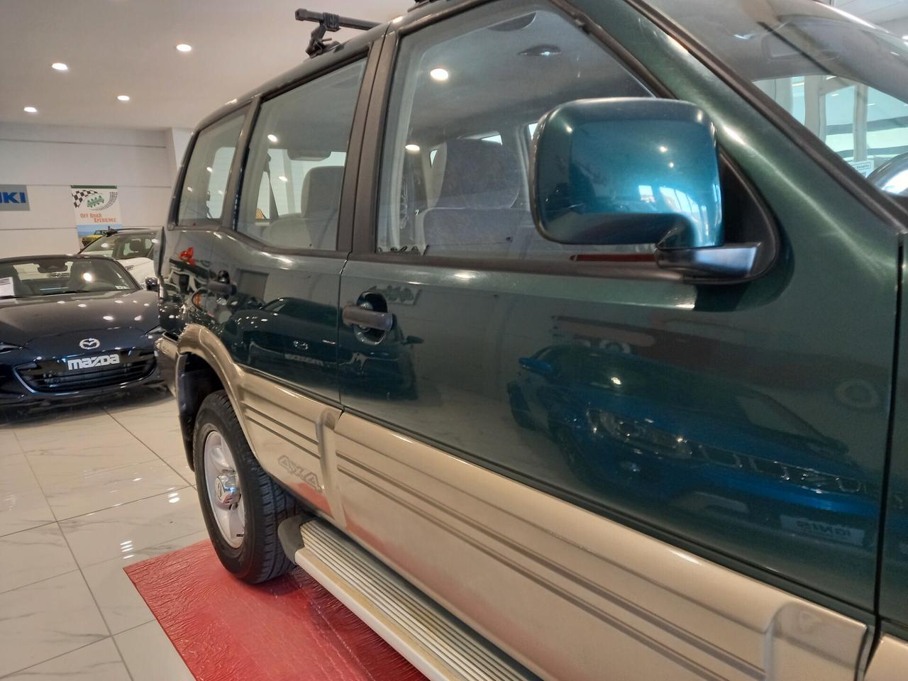 Nissan Terrano II Terrano II 2.7 Tdi 7 posti Luxury