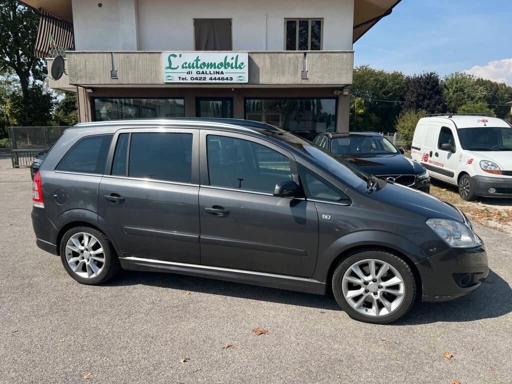 Opel Zafira 1.9 16V CDTI 150CV aut. Cosmo